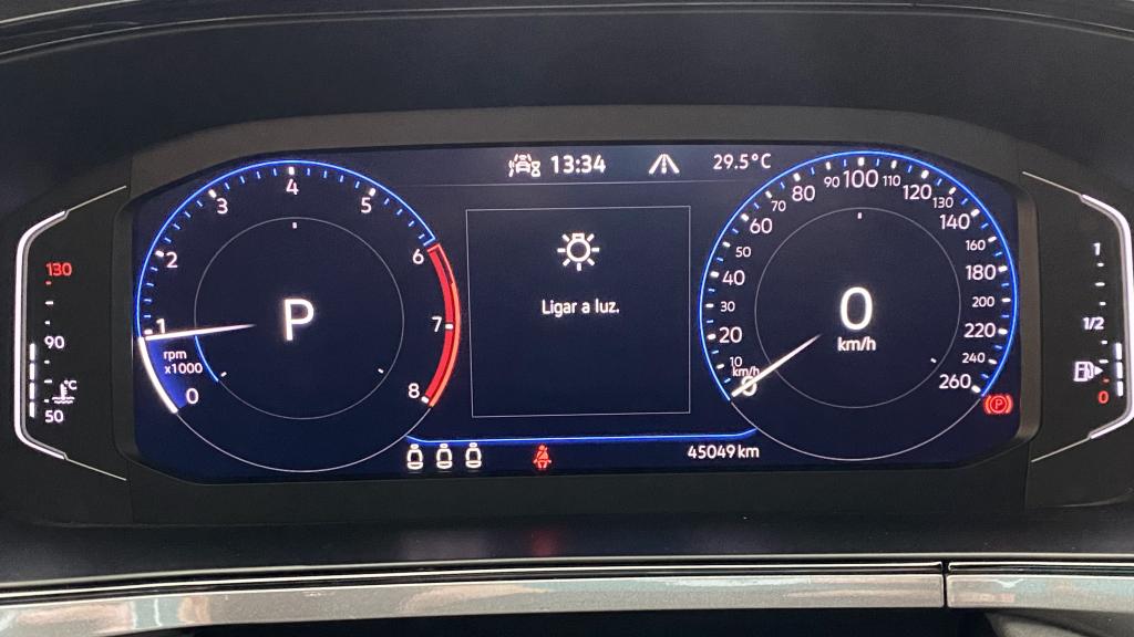 VOLKSWAGEN Taos - Foto