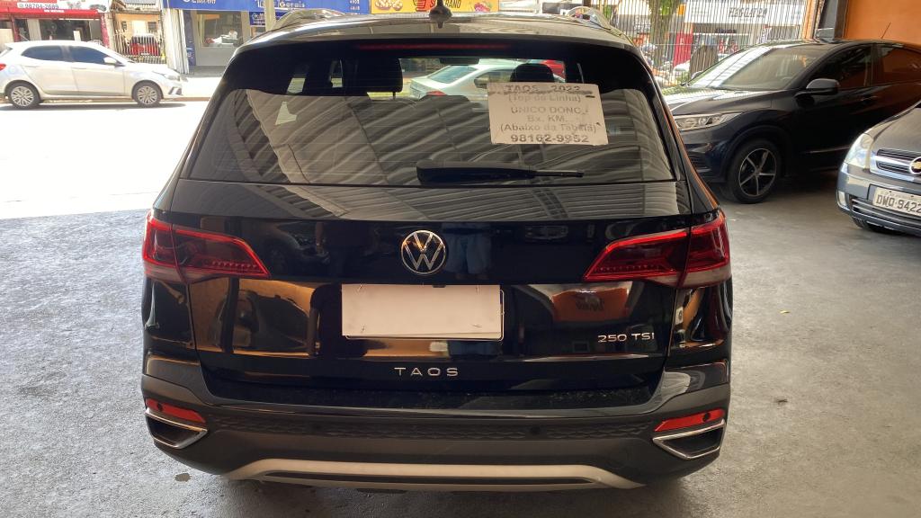 VOLKSWAGEN Taos - Foto