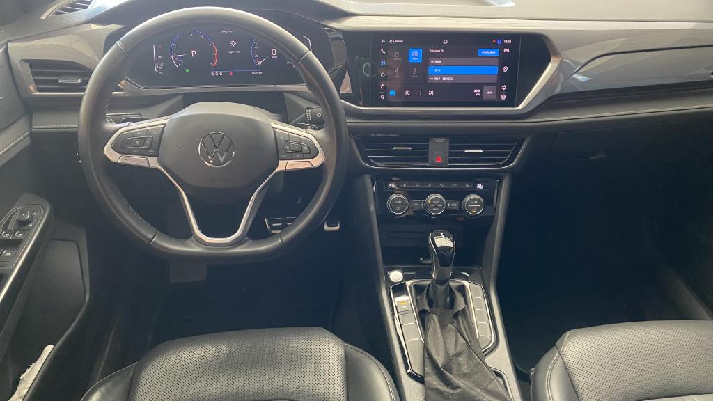 VOLKSWAGEN Taos - Foto