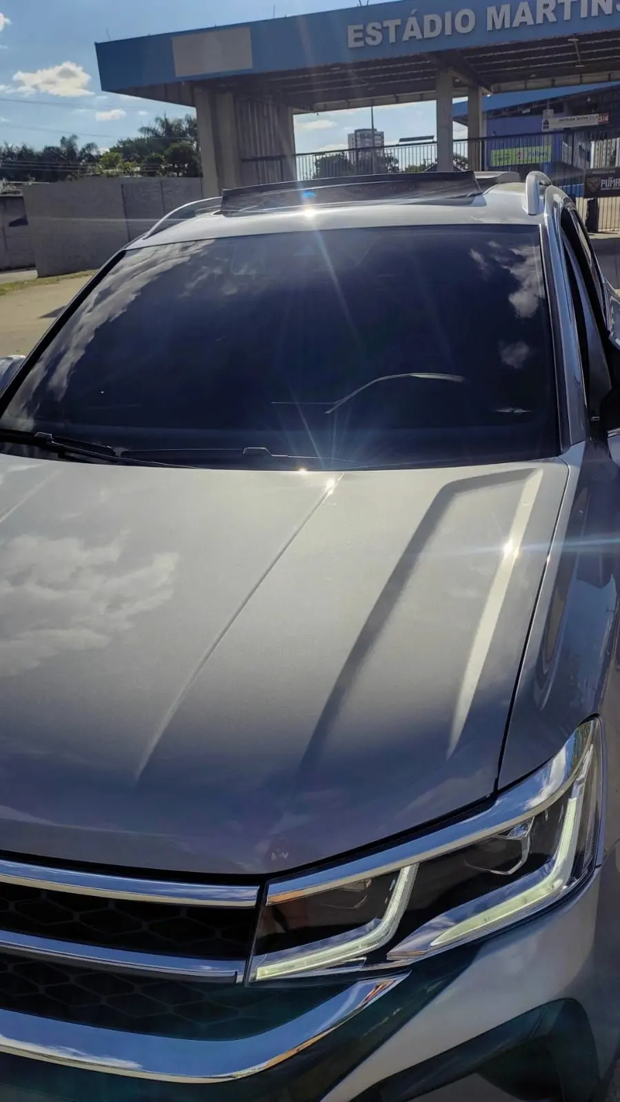 VOLKSWAGEN Taos - Foto