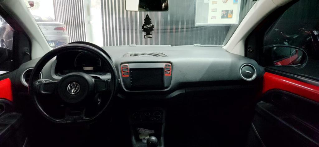 VOLKSWAGEN UP - Foto