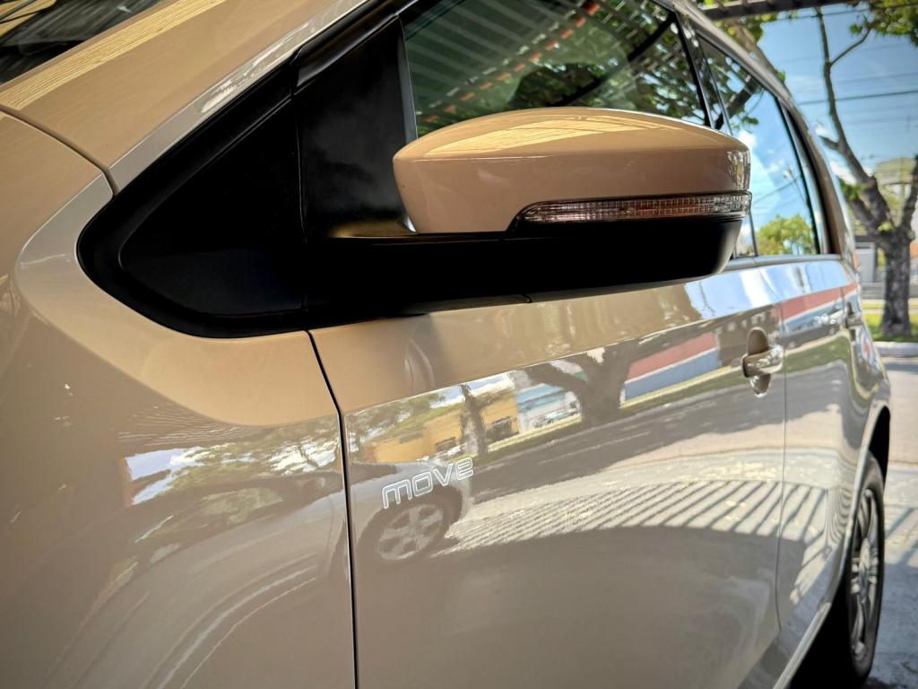 VOLKSWAGEN UP - Foto