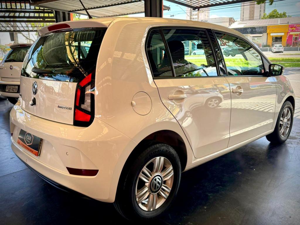 VOLKSWAGEN UP - Foto
