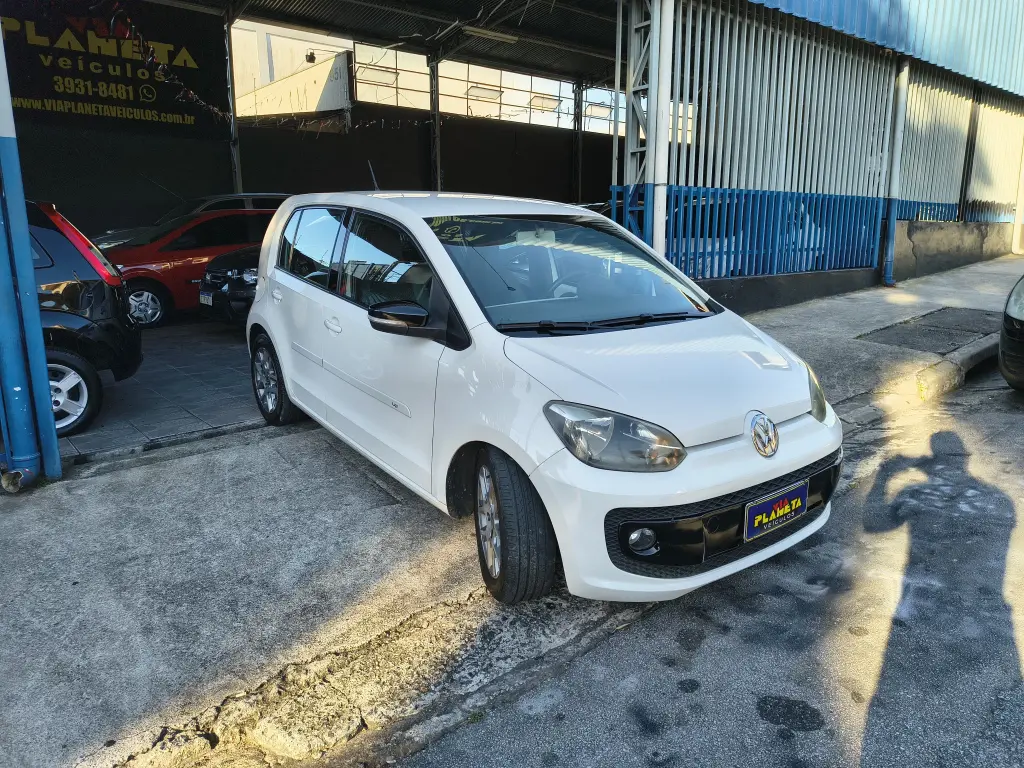 VOLKSWAGEN UP - Foto