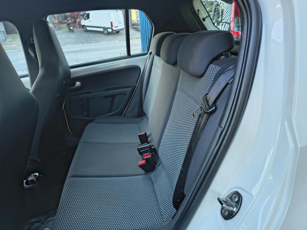 VOLKSWAGEN UP - Foto