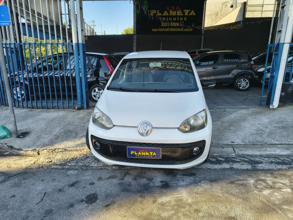 VOLKSWAGEN UP - Foto