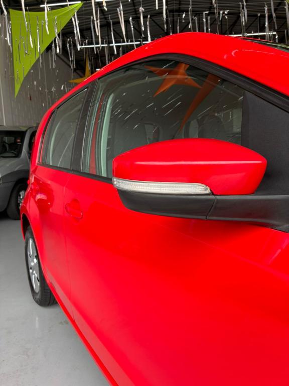 VOLKSWAGEN UP - Foto