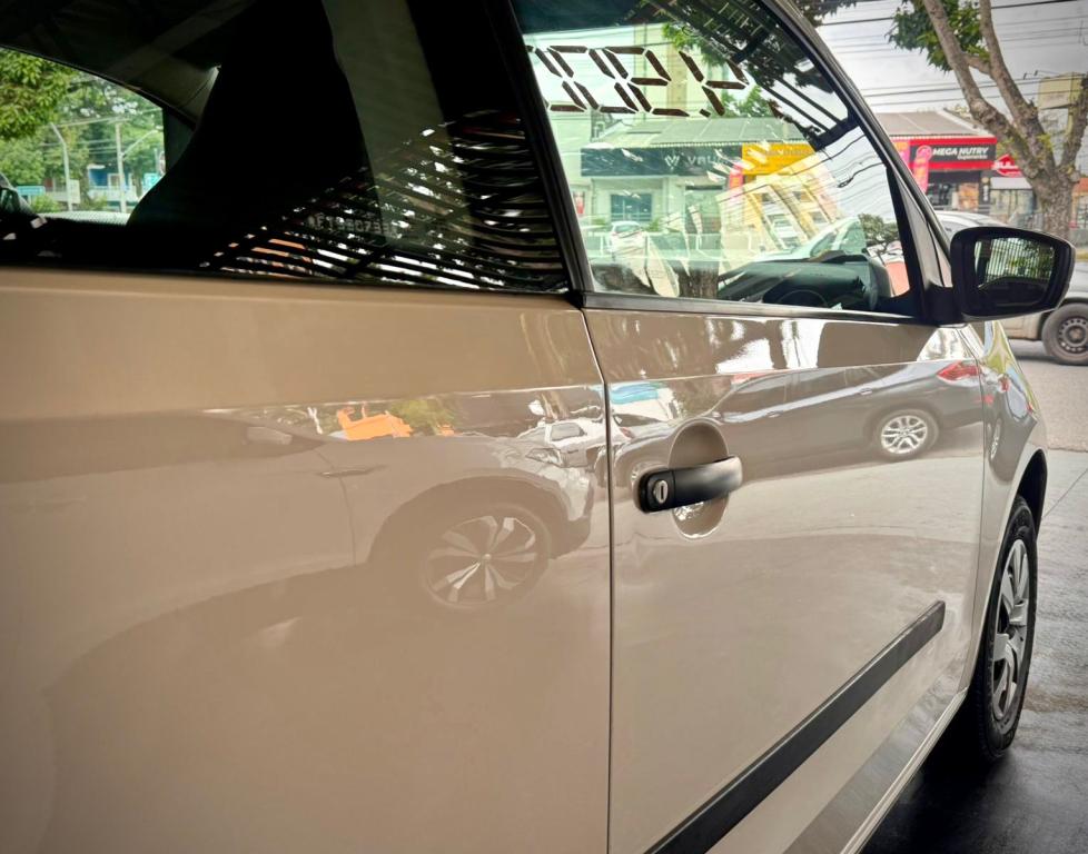VOLKSWAGEN UP - Foto