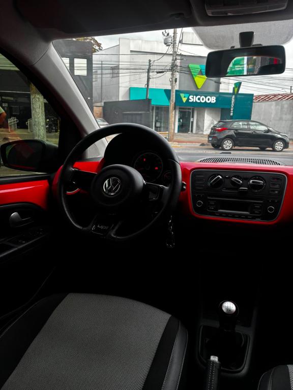 VOLKSWAGEN UP - Foto
