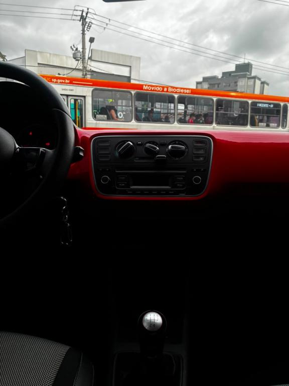 VOLKSWAGEN UP - Foto