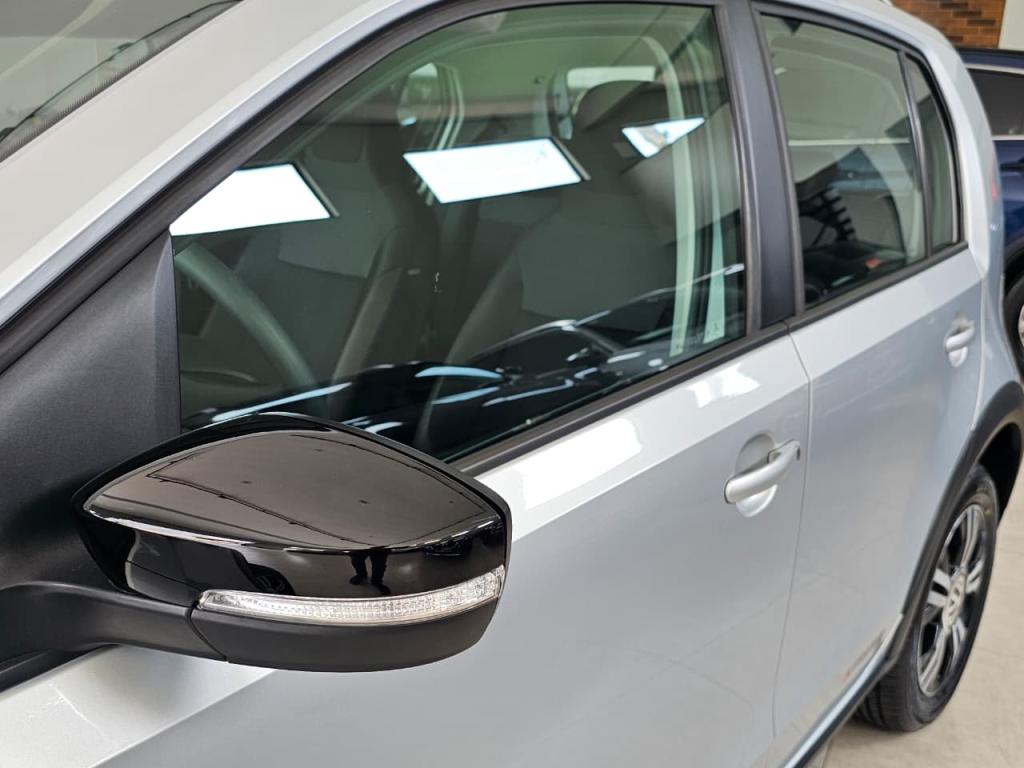 VOLKSWAGEN UP - Foto