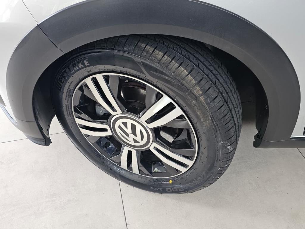 VOLKSWAGEN UP - Foto