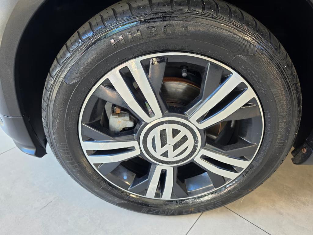 VOLKSWAGEN UP - Foto
