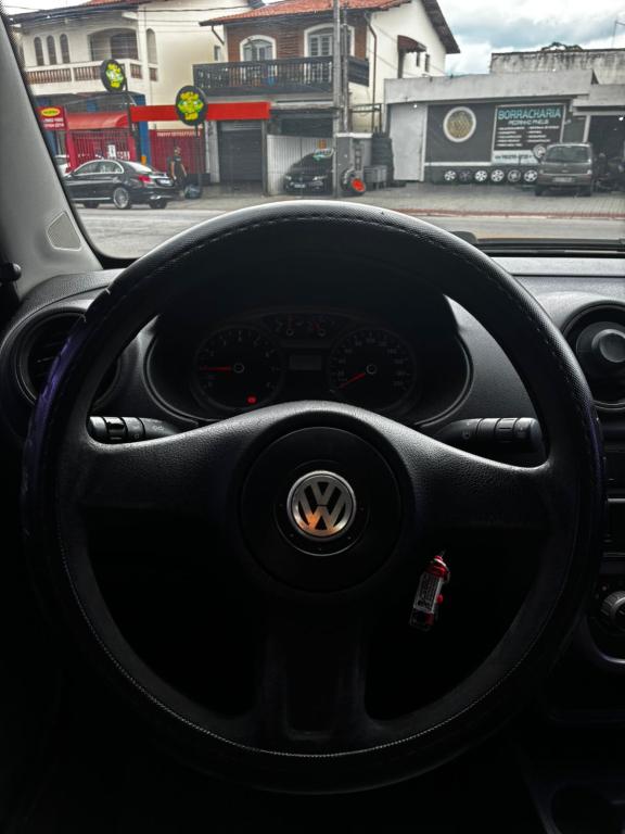 VOLKSWAGEN Voyage - Foto