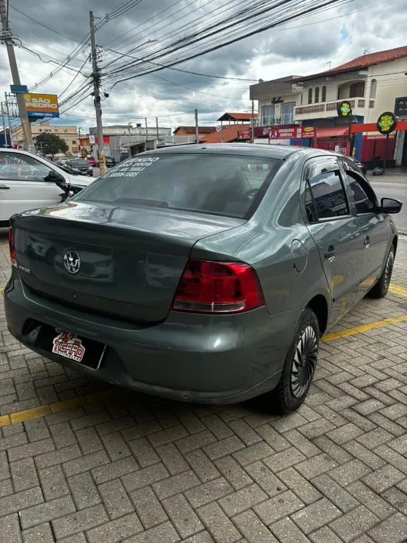 VOLKSWAGEN Voyage - Foto