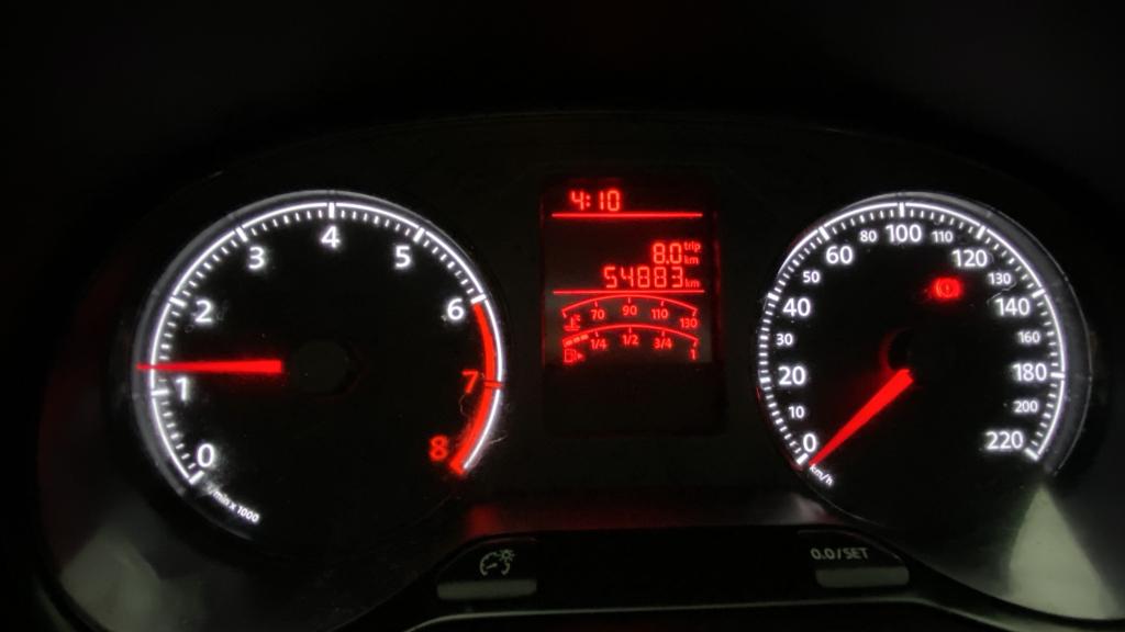 VOLKSWAGEN Voyage - Foto