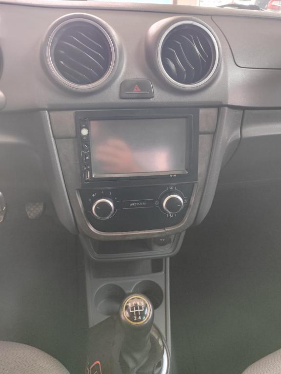 VOLKSWAGEN Voyage - Foto