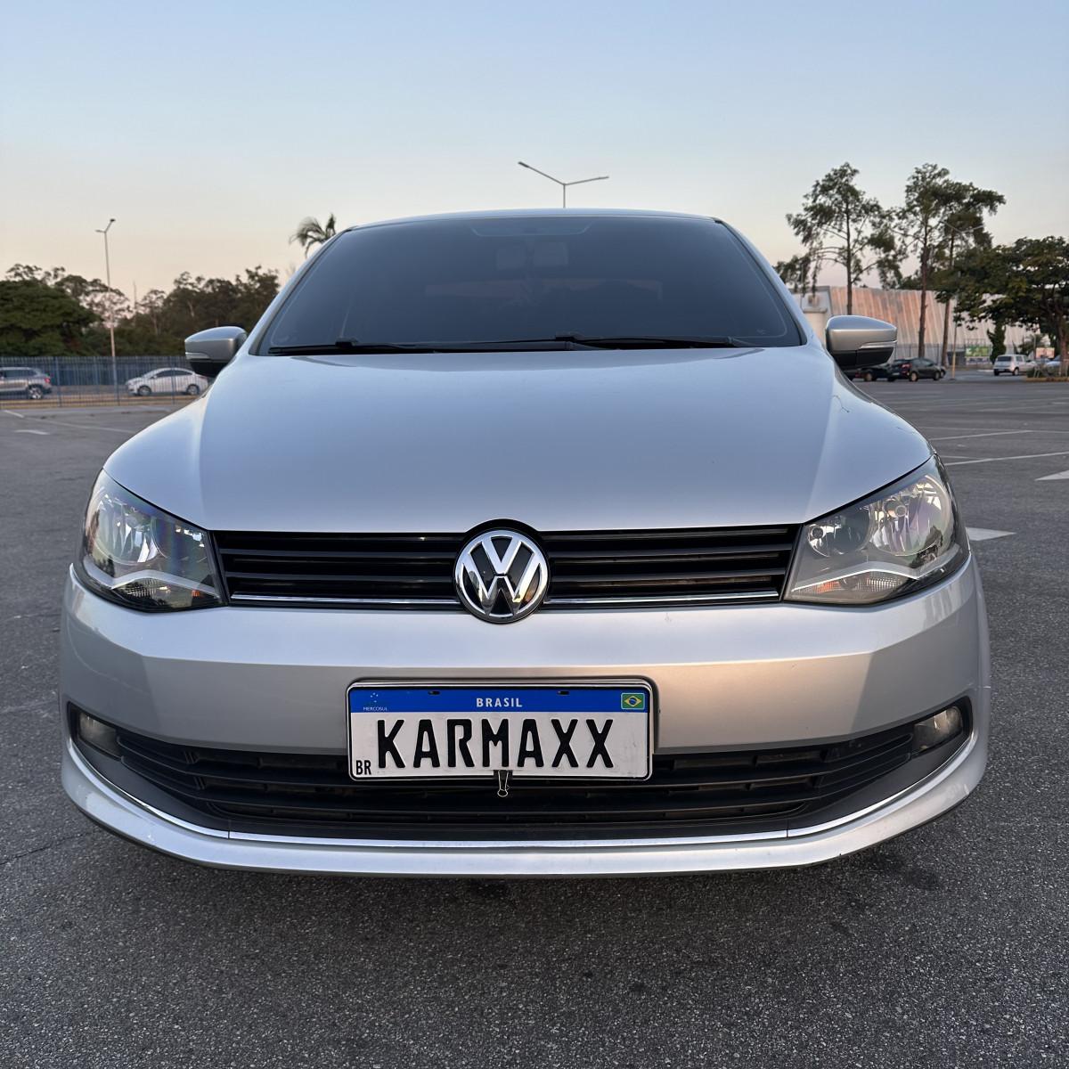 VOLKSWAGEN Voyage - Foto