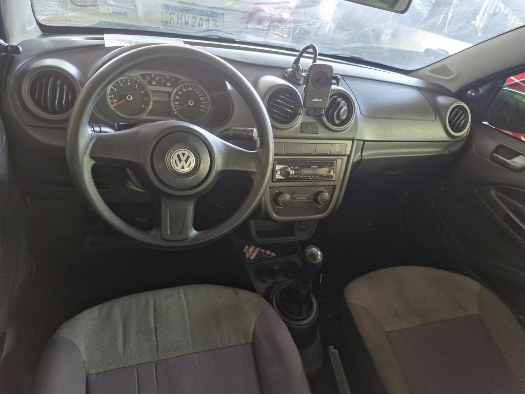 VOLKSWAGEN Voyage - Foto