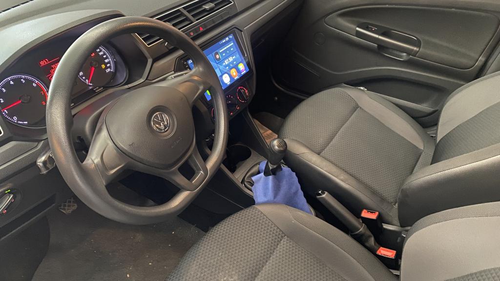 VOLKSWAGEN Voyage - Foto