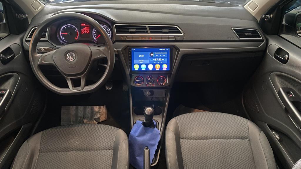 VOLKSWAGEN Voyage - Foto