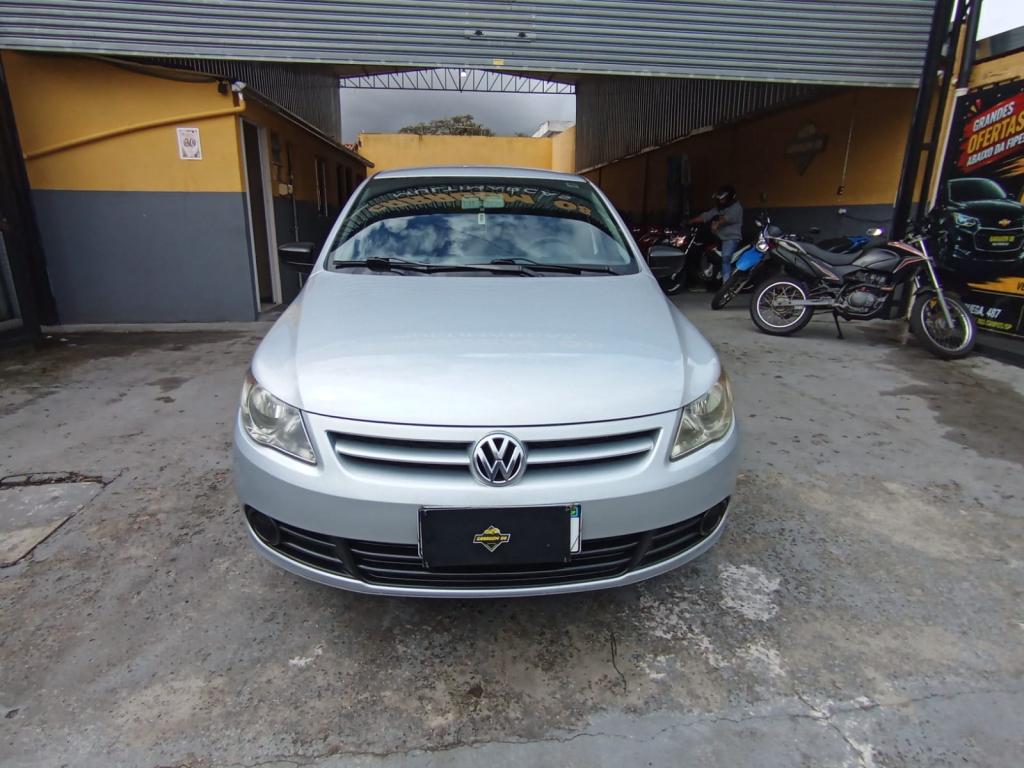 VOLKSWAGEN Voyage - Foto