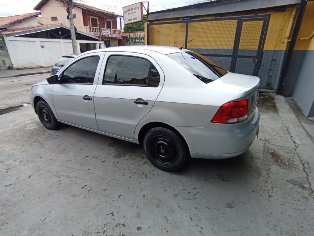 VOLKSWAGEN Voyage - Foto