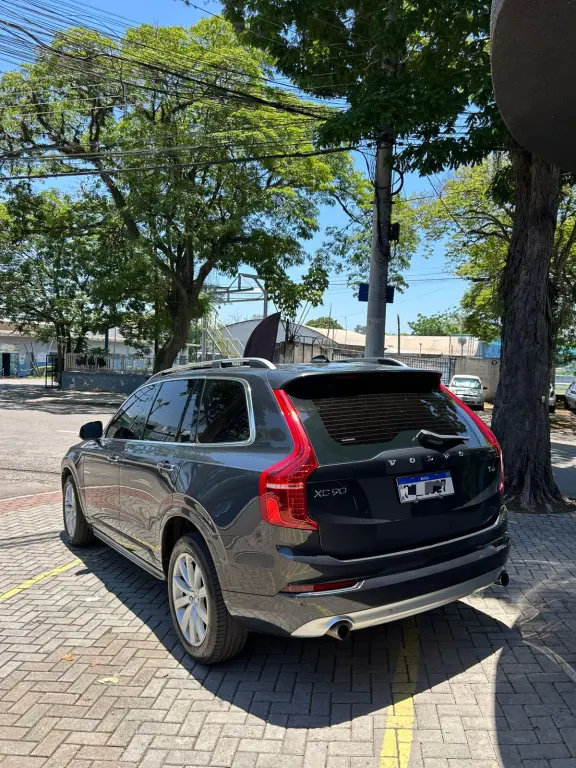 VOLVO XC90 - Foto