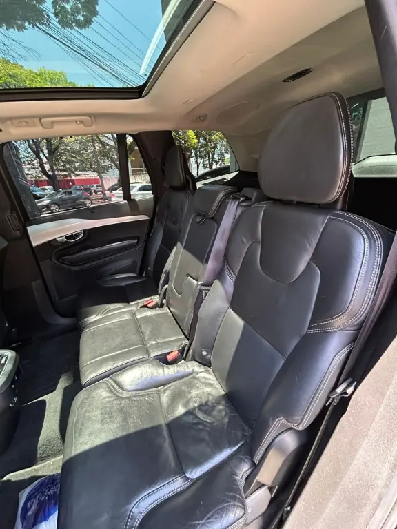VOLVO XC90 - Foto