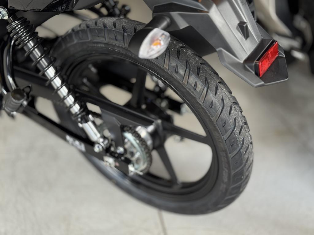 YAMAHA Factor 150 - Foto