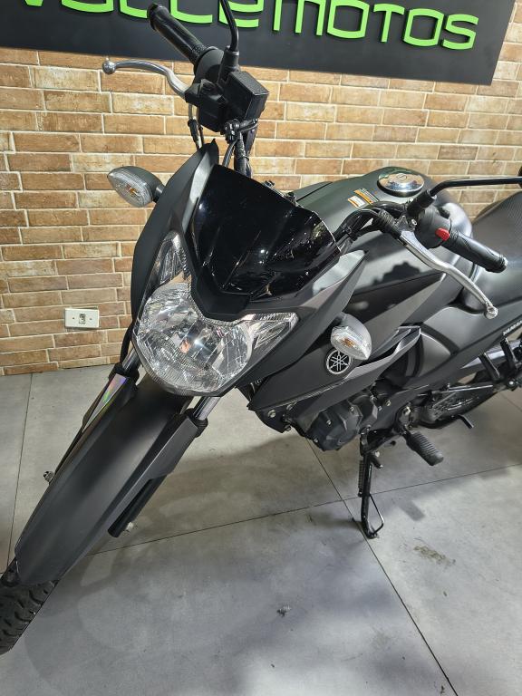YAMAHA Fazer YS 150 - Foto