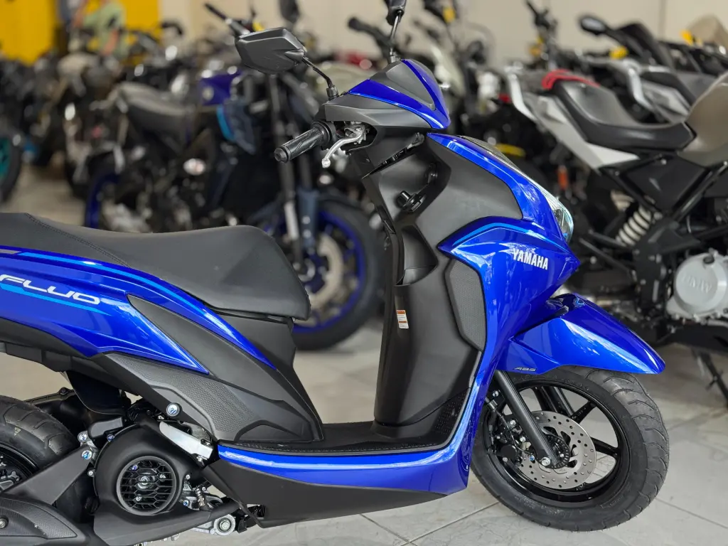 YAMAHA Fluo 125 - Foto