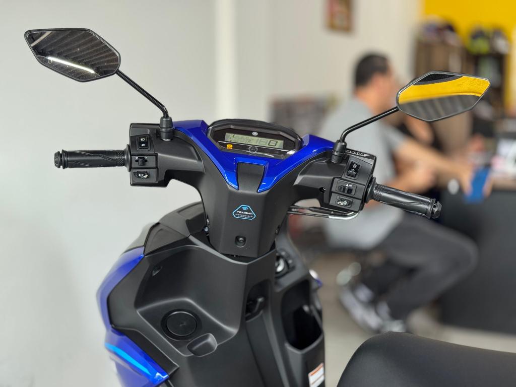 YAMAHA Fluo 125 - Foto