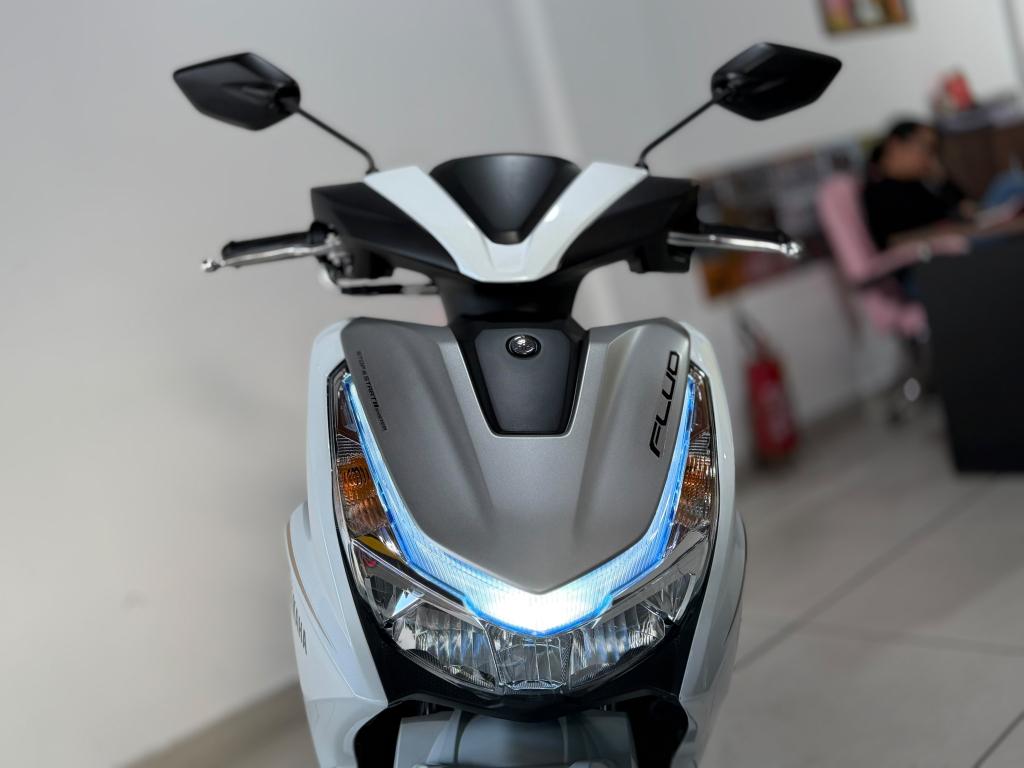 YAMAHA Fluo 125 - Foto