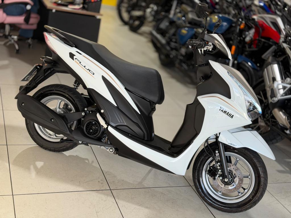 YAMAHA Fluo 125 - Foto
