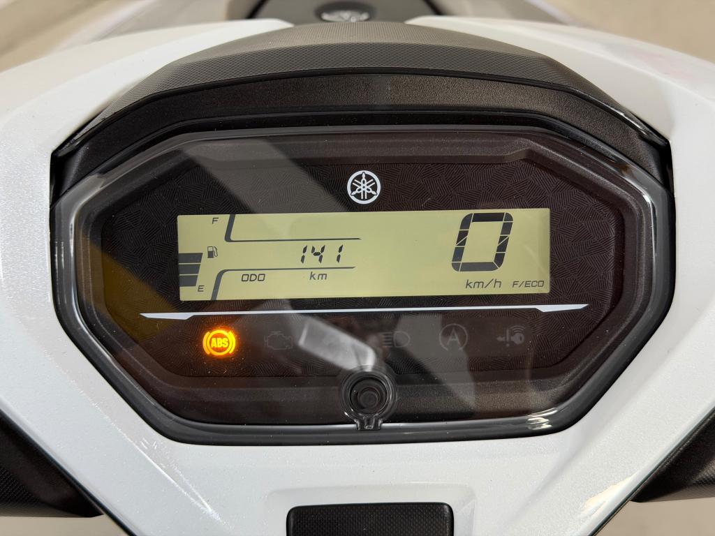 YAMAHA Fluo 125 - Foto