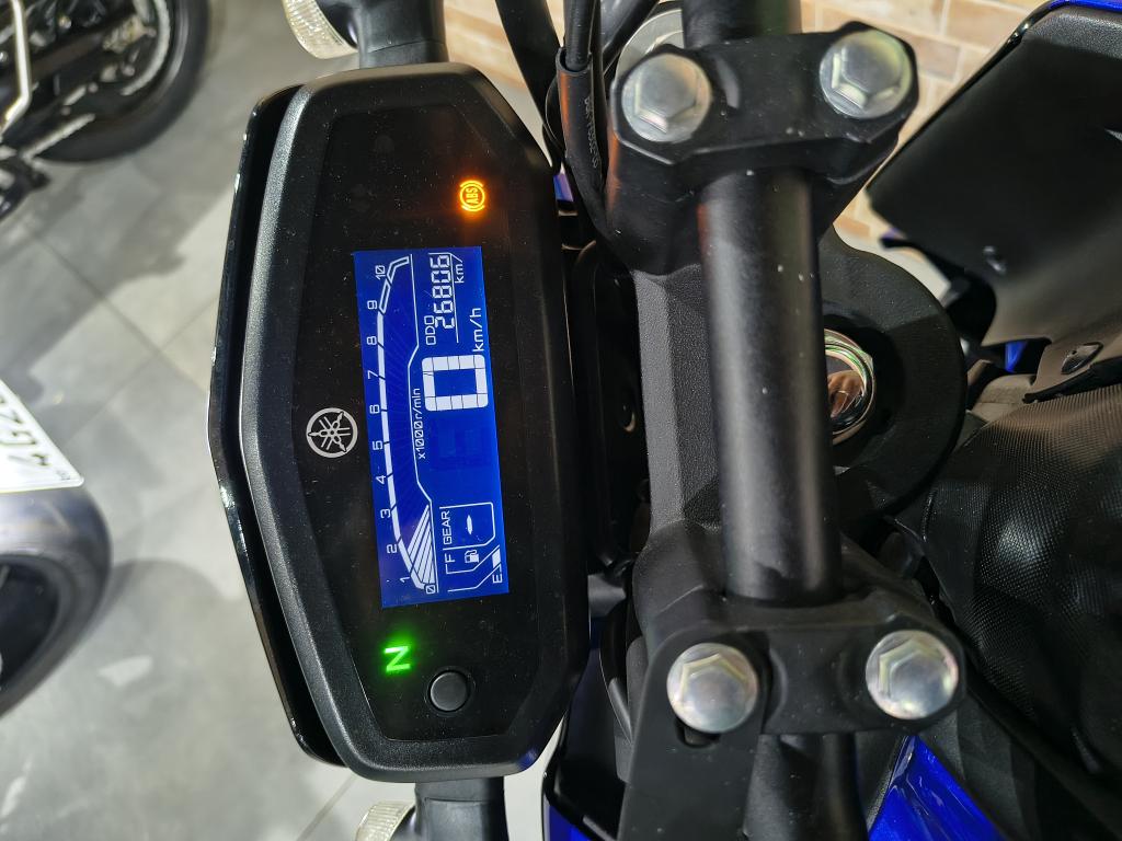 YAMAHA FZ 15 Fazer - Foto