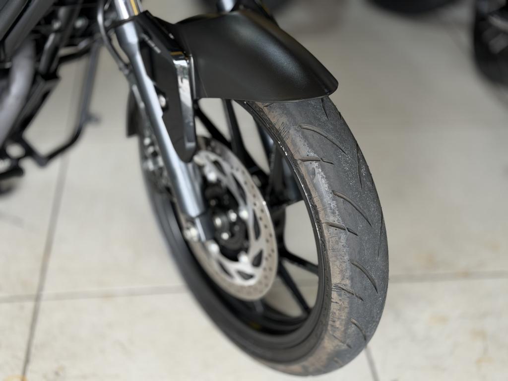 YAMAHA FZ 15 Fazer - Foto