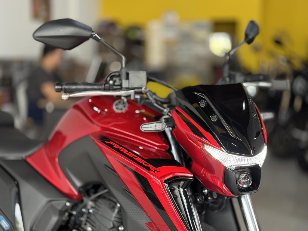 YAMAHA FZ 25 250 Fazer Flex