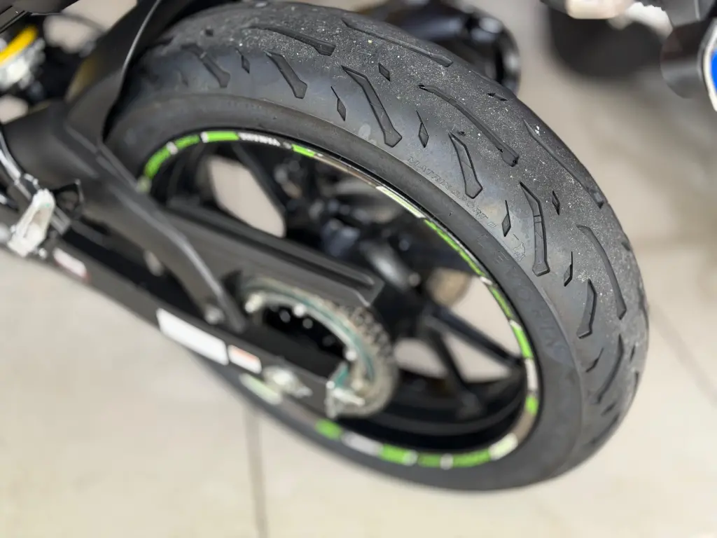 YAMAHA FZ 25 250 Fazer Flex - Foto