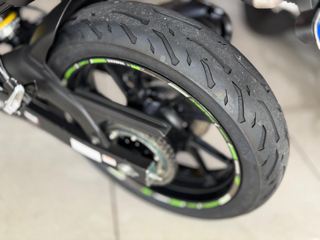 YAMAHA FZ 25 250 Fazer Flex - Foto