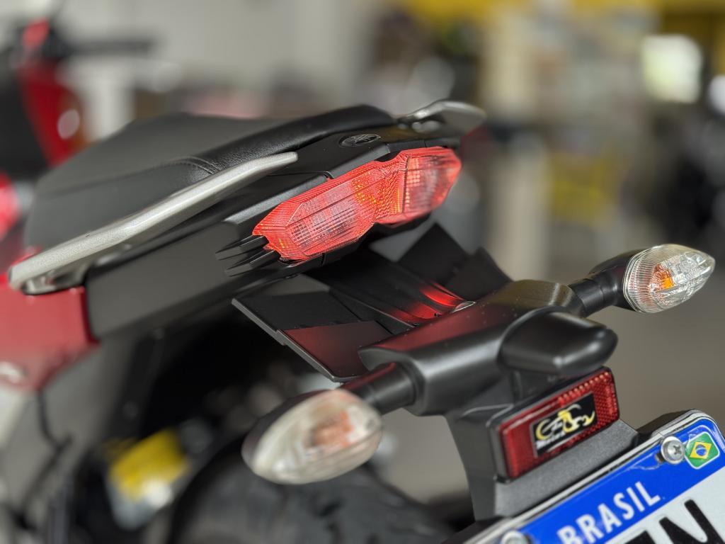 YAMAHA FZ 25 250 Fazer Flex - Foto