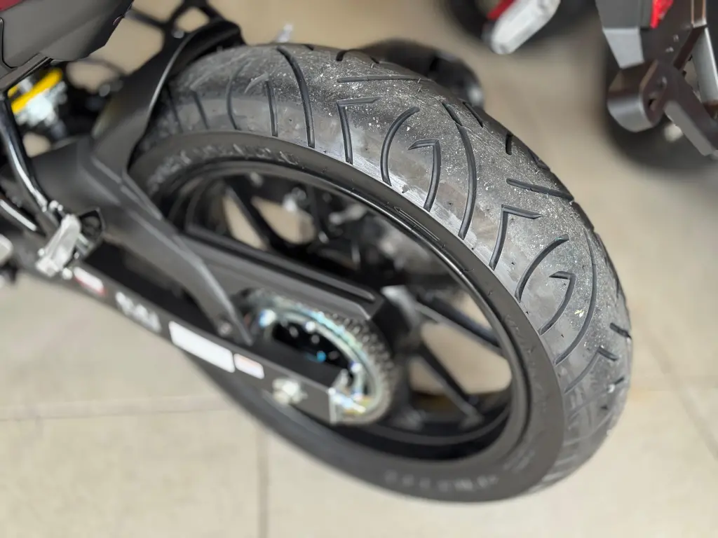 YAMAHA FZ 25 250 Fazer Flex - Foto