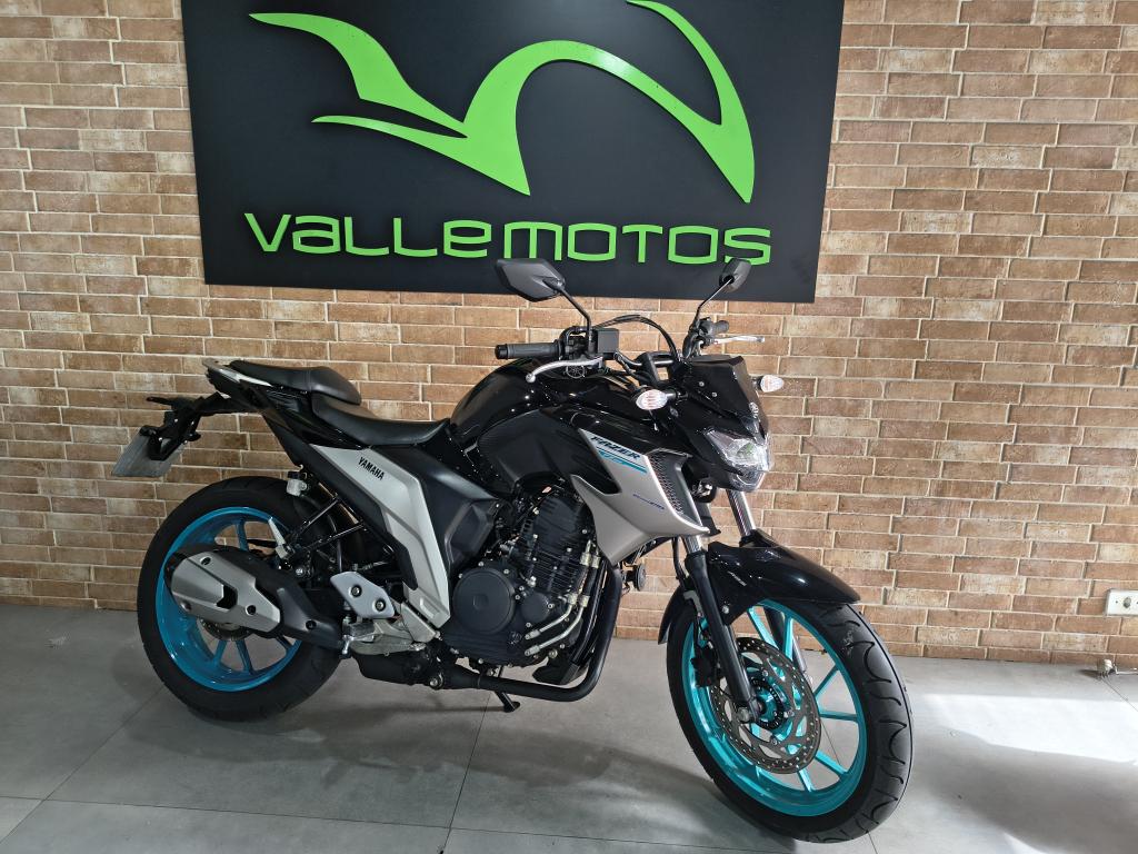 YAMAHA FZ 25 250 Fazer Flex - Foto