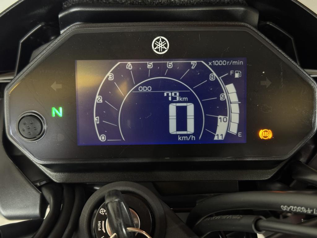 YAMAHA FZ 25 250 Fazer Flex - Foto