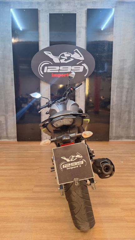 YAMAHA FZ 25 250 Fazer Flex - Foto