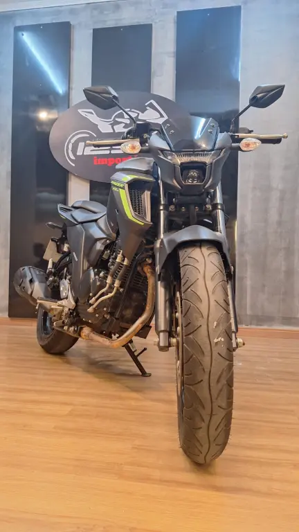 YAMAHA FZ 25 250 Fazer Flex - Foto