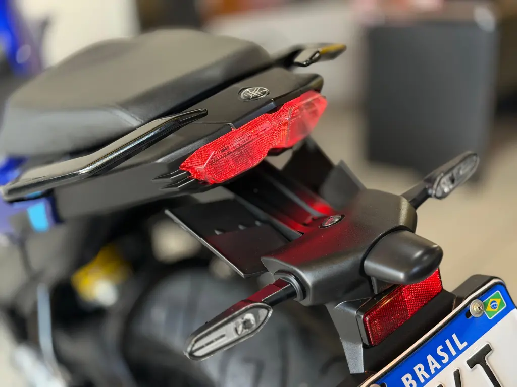 YAMAHA FZ 25 250 Fazer Flex - Foto