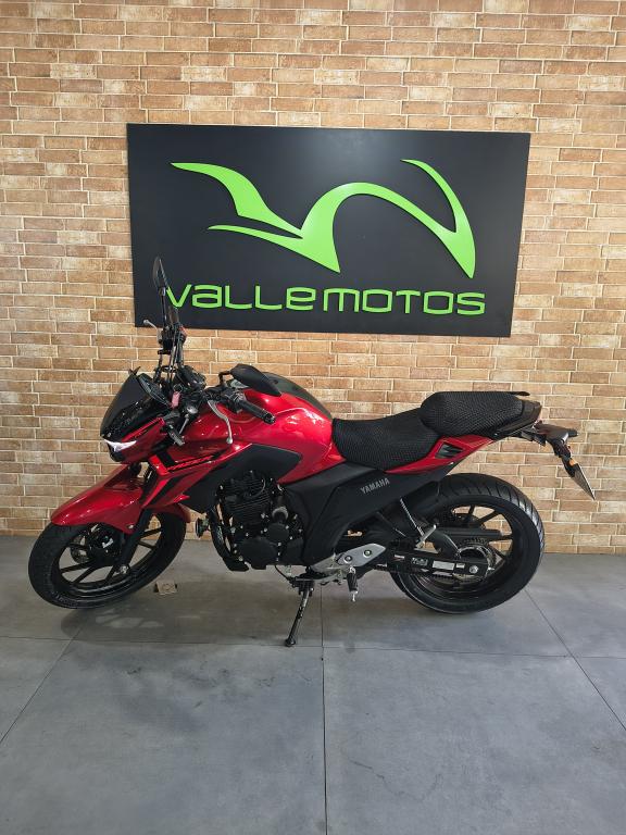 YAMAHA FZ 25 250 Fazer Flex - Foto
