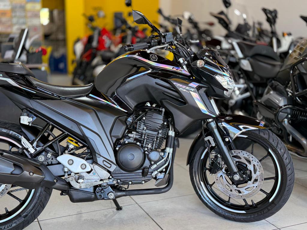 YAMAHA FZ 25 250 Fazer Flex - Foto